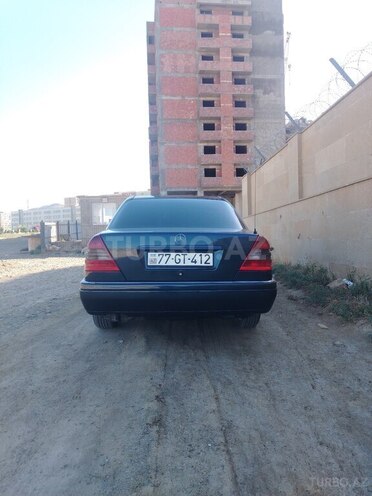 Mercedes C 180-2