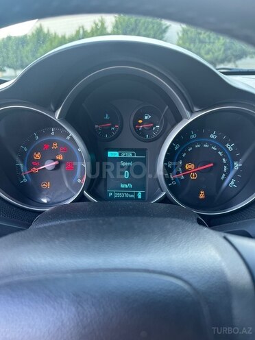 Chevrolet Cruze-2