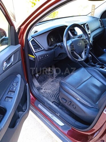 Hyundai Tucson-10