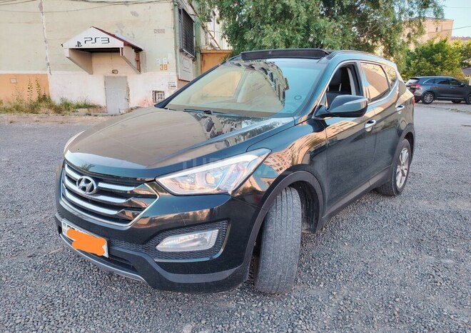 Hyundai Santa Fe-5