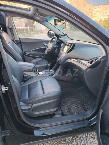 Hyundai Santa Fe-10
