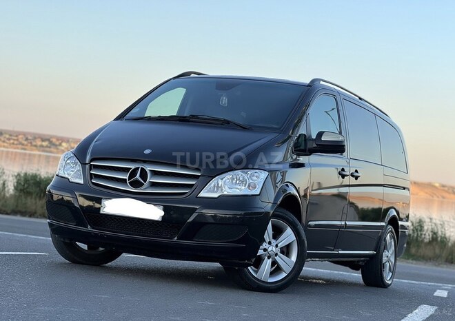 Mercedes Viano-13