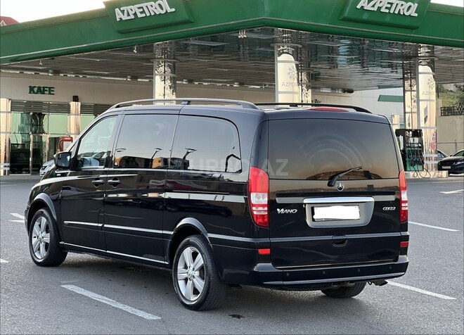Mercedes Viano-4