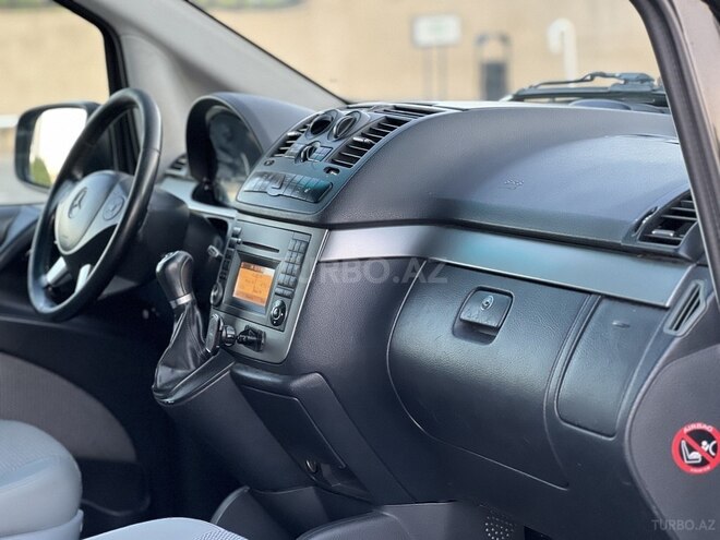 Mercedes Viano-11