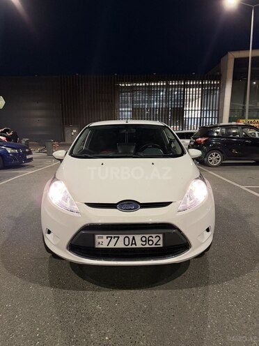 Ford Fiesta-1
