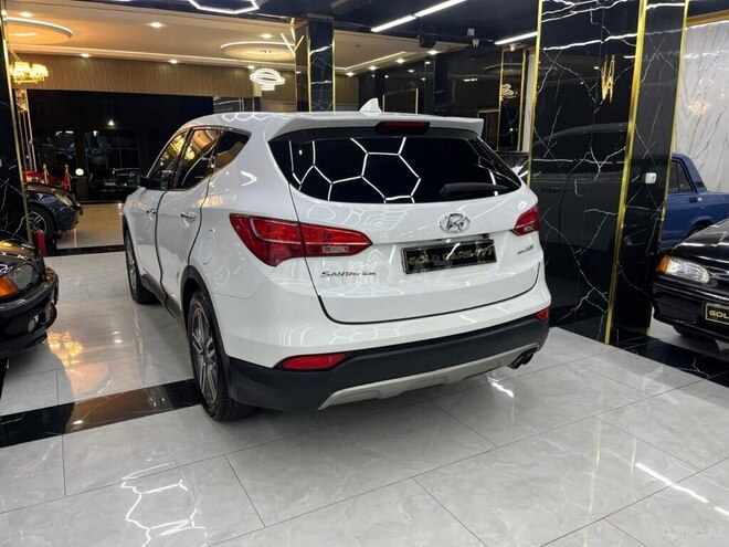 Hyundai Santa Fe-8