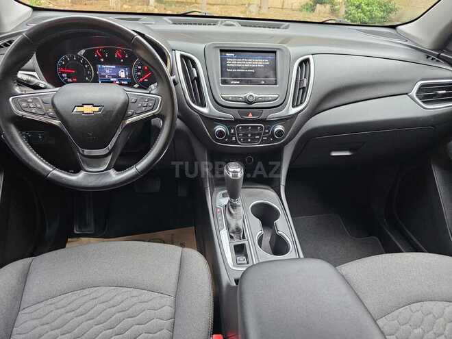 Chevrolet Equinox-7