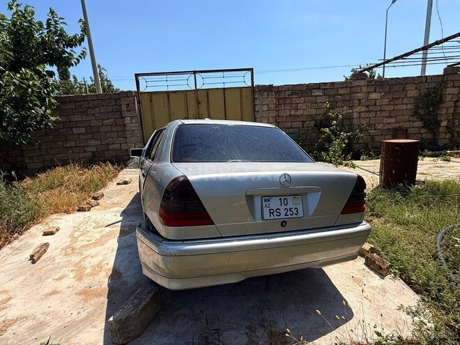 Mercedes C 230-13