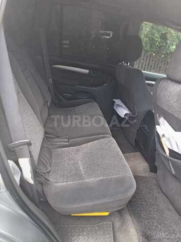 Toyota Land Cruiser Prado-7