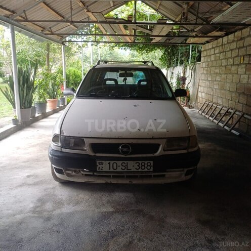 Opel Astra-1