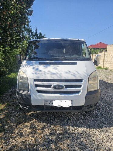 Ford Transit-1