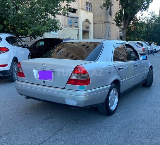 Mercedes C 200-3