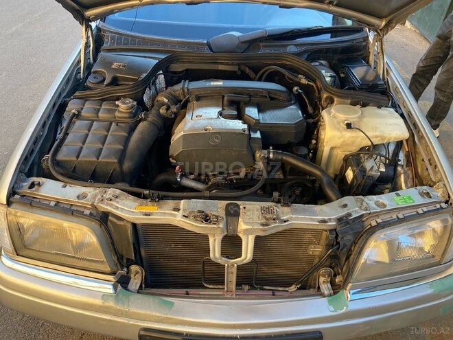Mercedes C 200-12