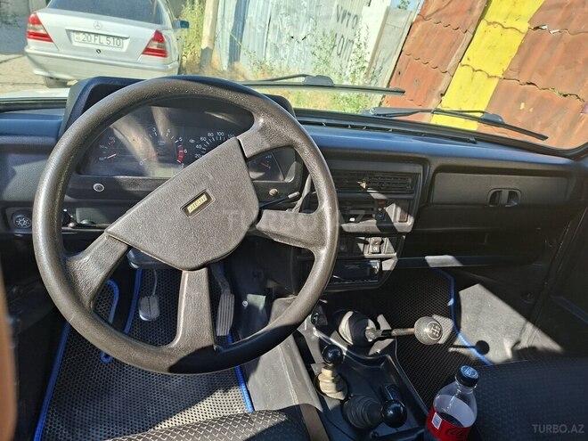 LADA (VAZ) Niva-4