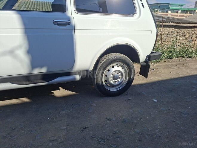 LADA (VAZ) Niva-20