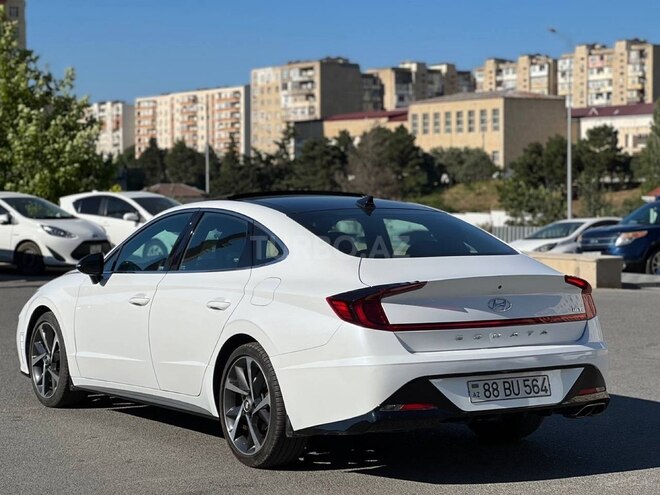 Hyundai Sonata-8