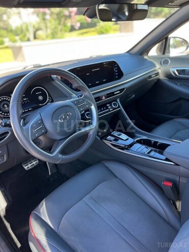 Hyundai Sonata-15