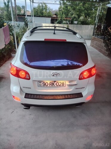 Hyundai Santa Fe-5