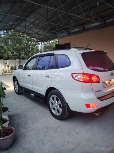 Hyundai Santa Fe-6