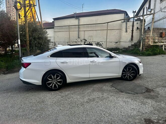 Chevrolet Malibu-3