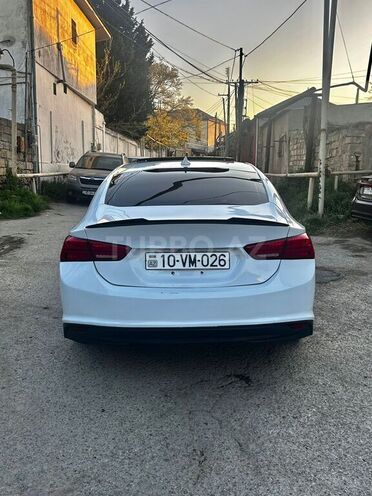 Chevrolet Malibu-5