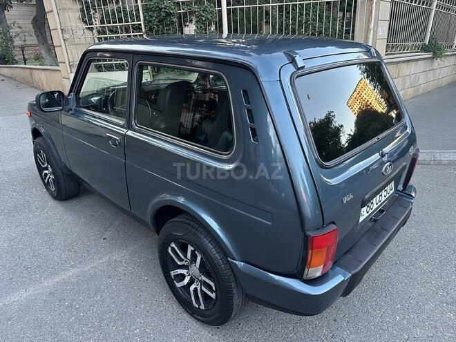 LADA (VAZ) Niva-6