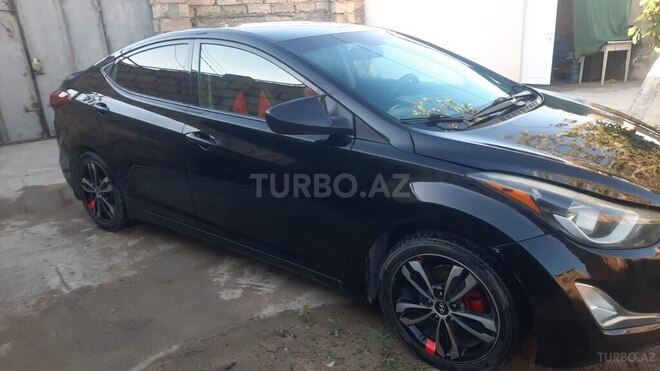 Hyundai Elantra-7