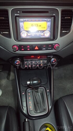Kia Carens-7
