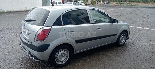 Kia Rio-3