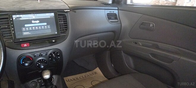 Kia Rio-7