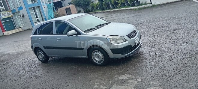 Kia Rio-2