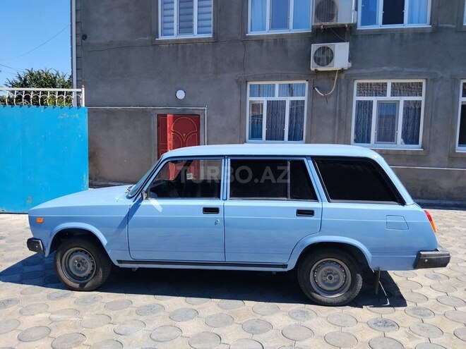 LADA (VAZ) 2104-2