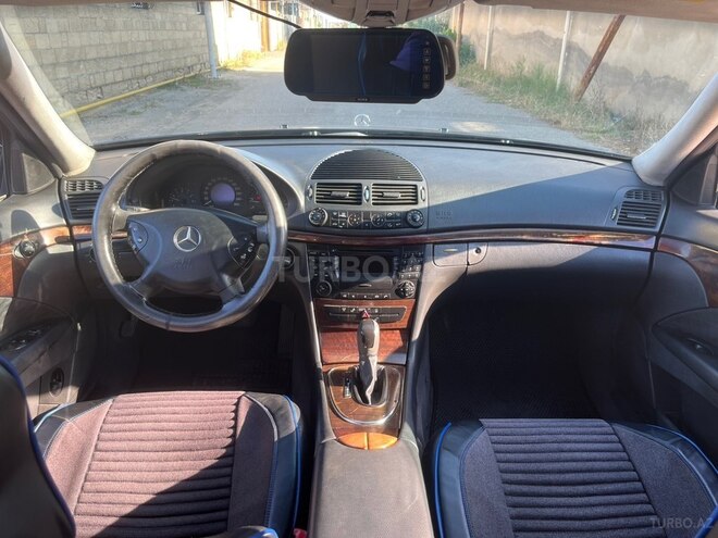 Mercedes E 220-14