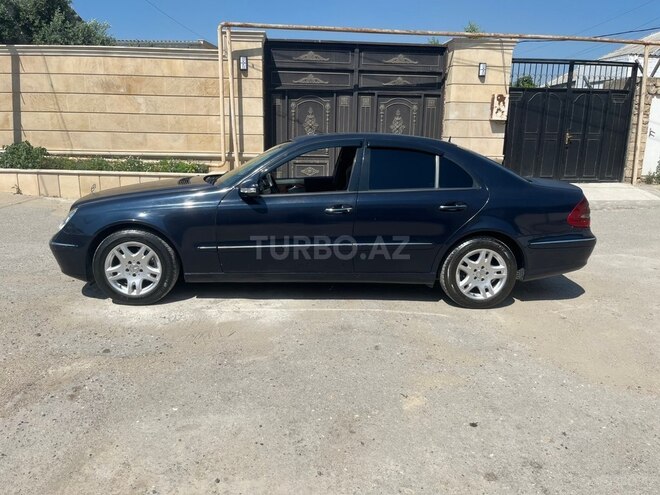 Mercedes E 220-8