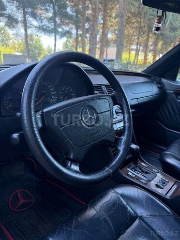 Mercedes C 200-10