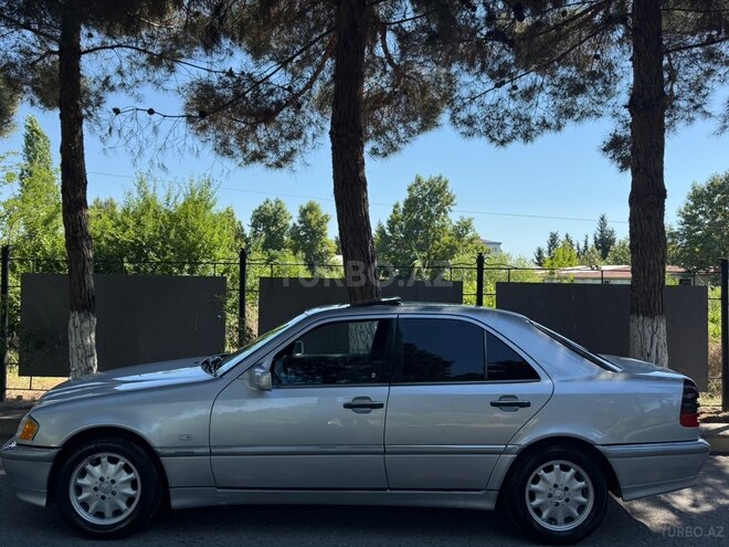 Mercedes C 200-16