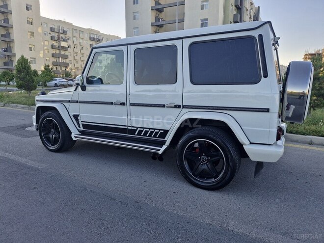 Mercedes G 270-6