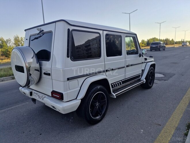 Mercedes G 270-8