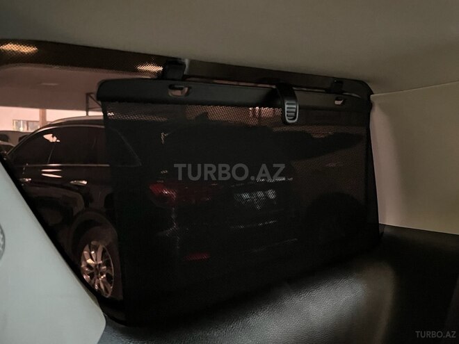 Kia Carnival-23