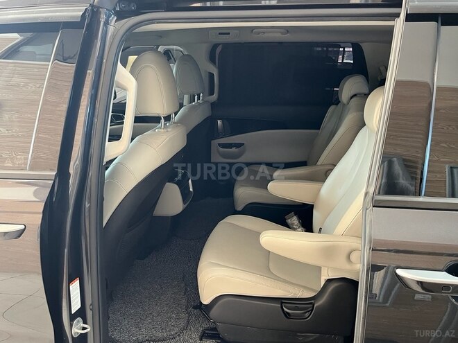 Kia Carnival-29
