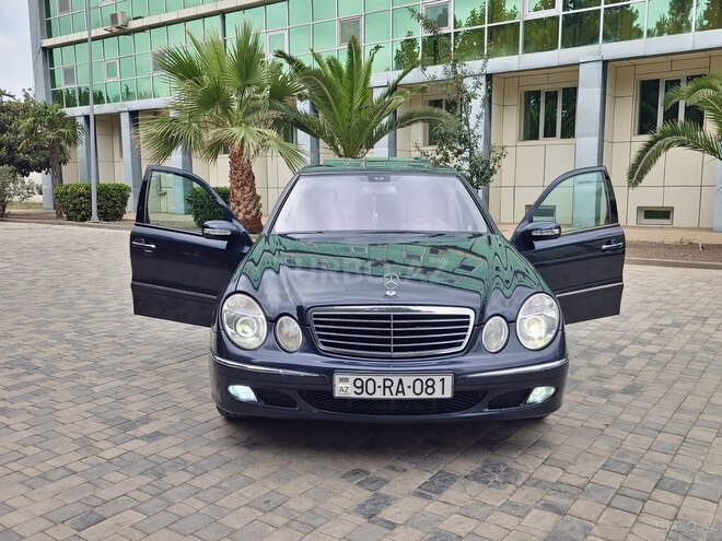 Mercedes E 240-10