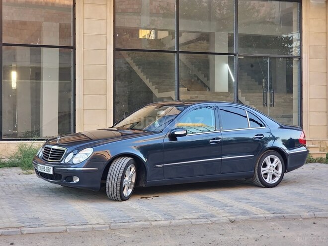 Mercedes E 240-18