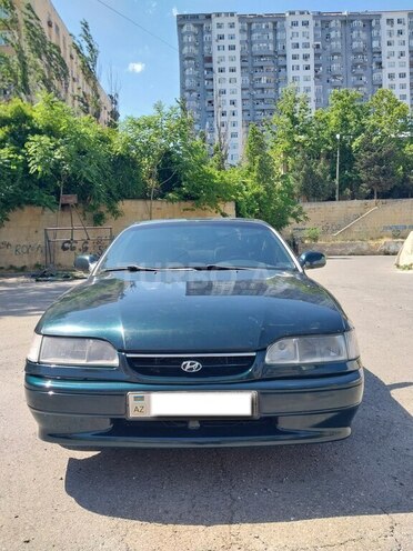 Hyundai Sonata-1