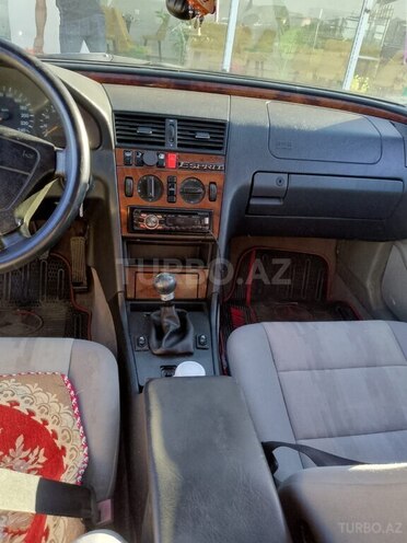 Mercedes C 180-9