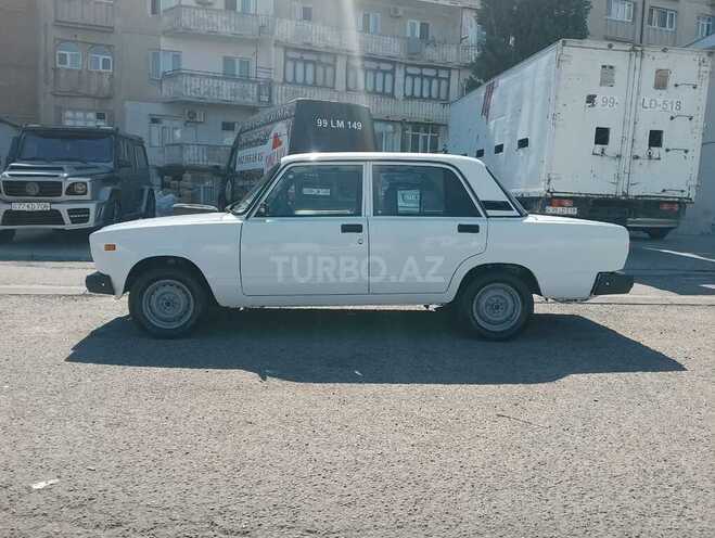 LADA (VAZ) 2107-2