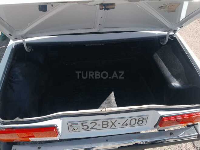 LADA (VAZ) 2107-8