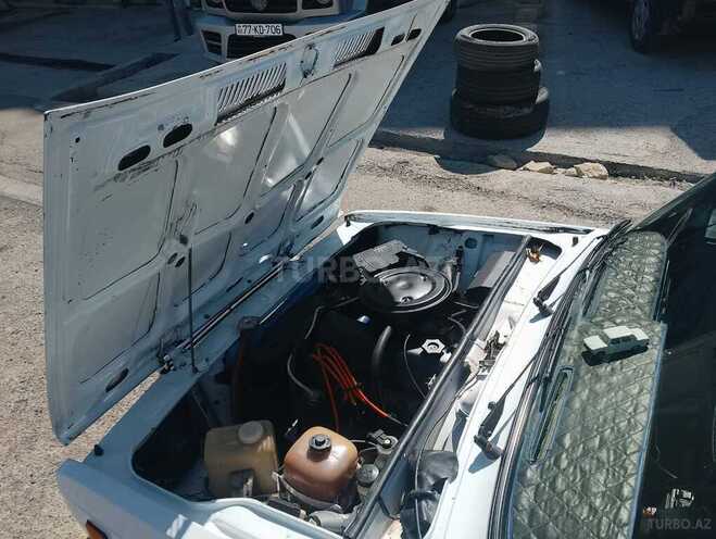 LADA (VAZ) 2107-4