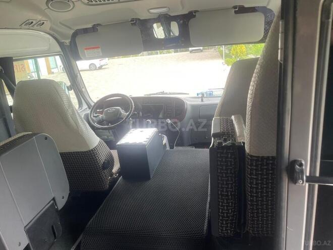 Hyundai County-6