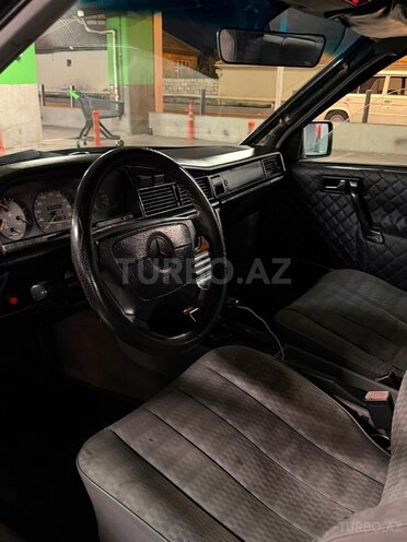 Mercedes 190-7