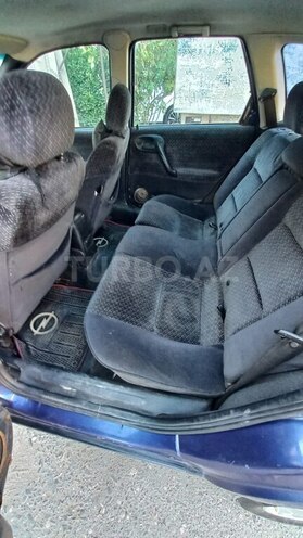 Opel Vectra-10